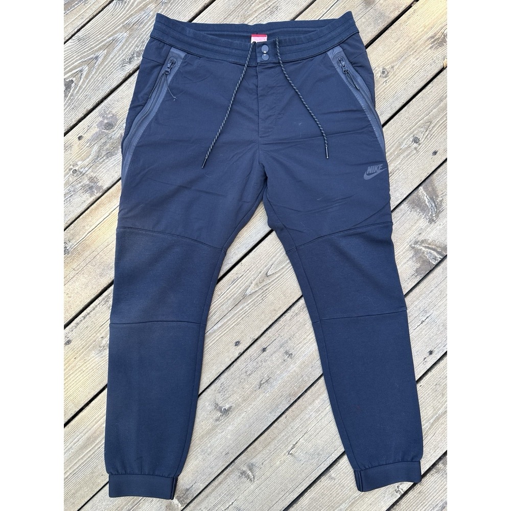 Nike Tech Fleece Joggers Mens‎ M Black Tapered Sweatpants Swoosh